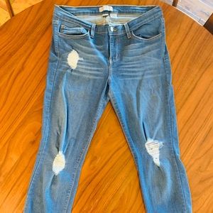 Judy Blue distressed skinny jeans! Perfect color!